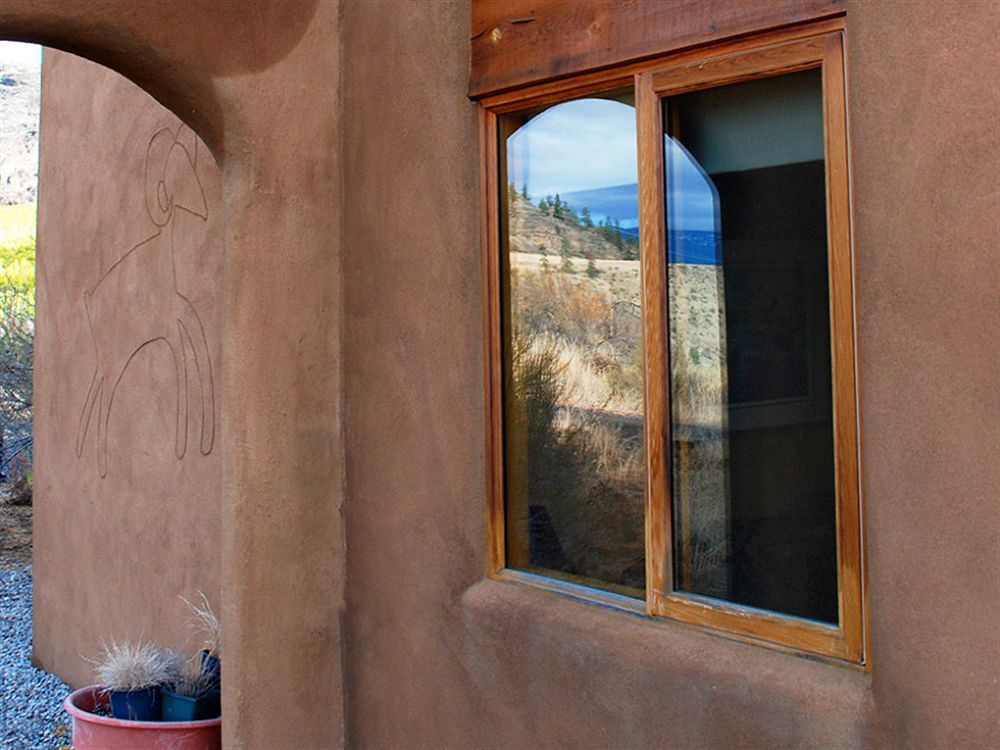 Bighorn Ridge Guest House Okanagan Falls Exterior photo